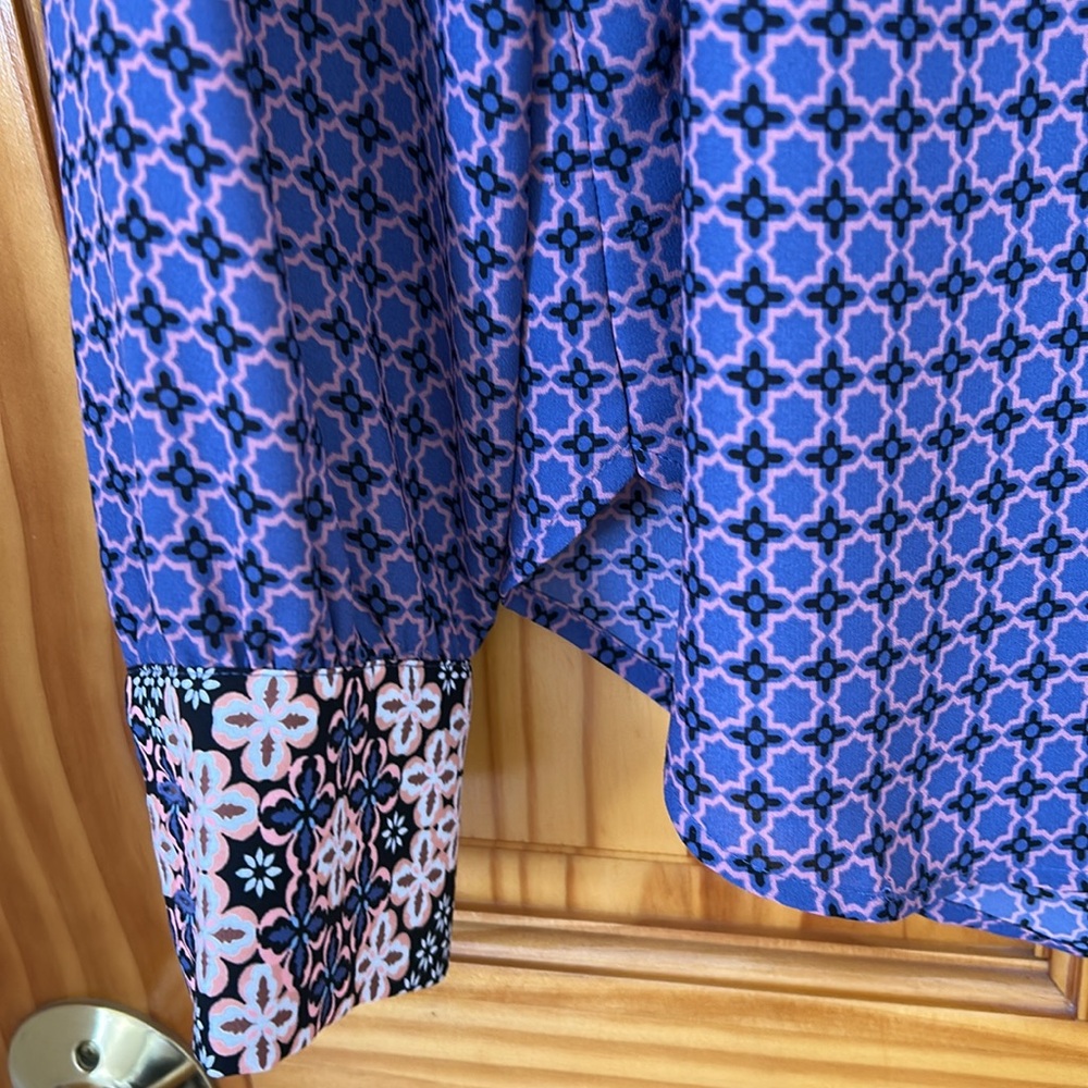 Loft Shirt - Picture 3 of 9